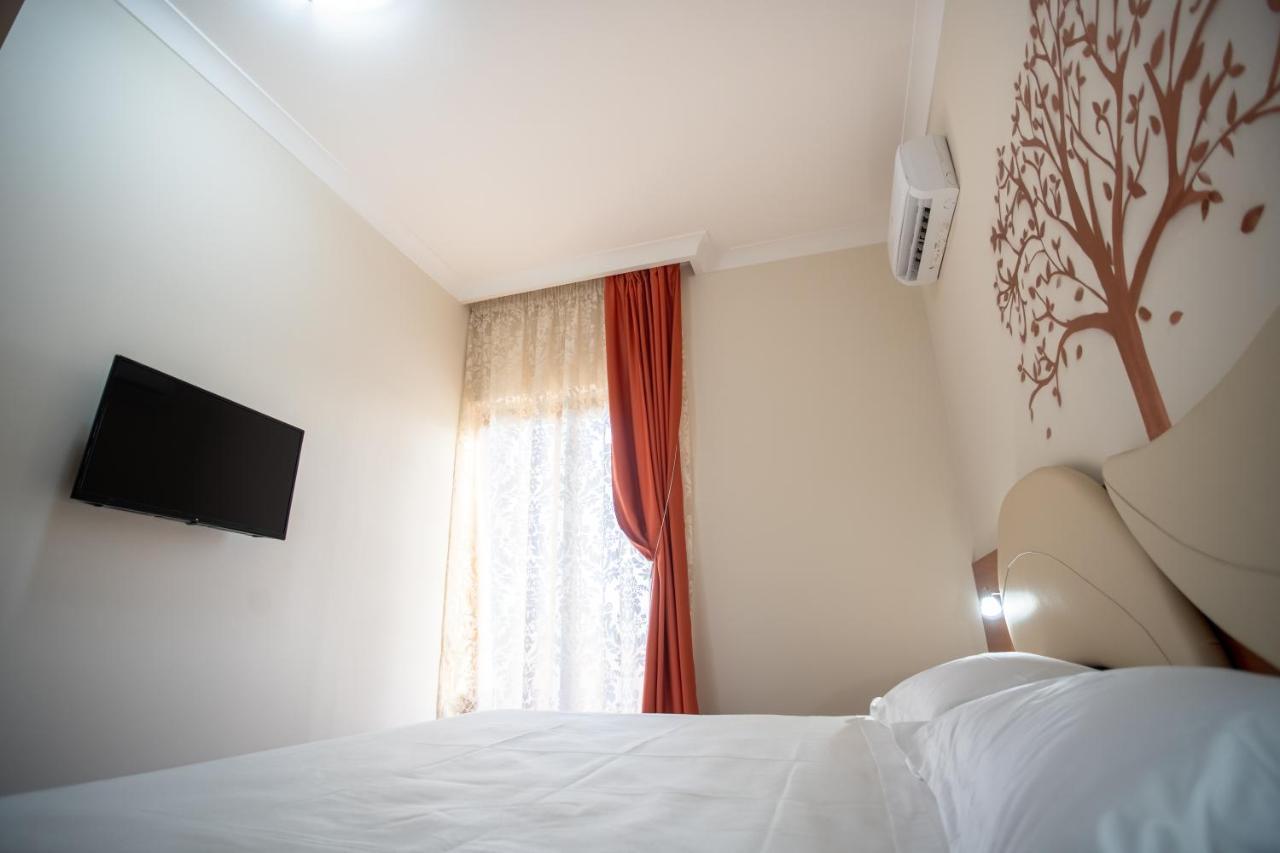 Bb Domus Catanzaro Bed & Breakfast Ngoại thất bức ảnh
