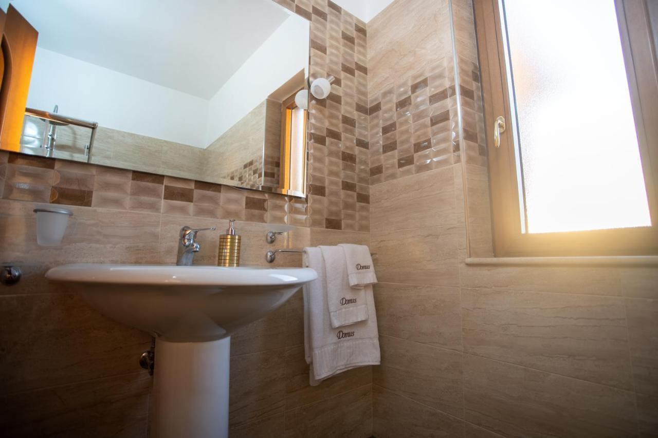 Bb Domus Catanzaro Bed & Breakfast Ngoại thất bức ảnh