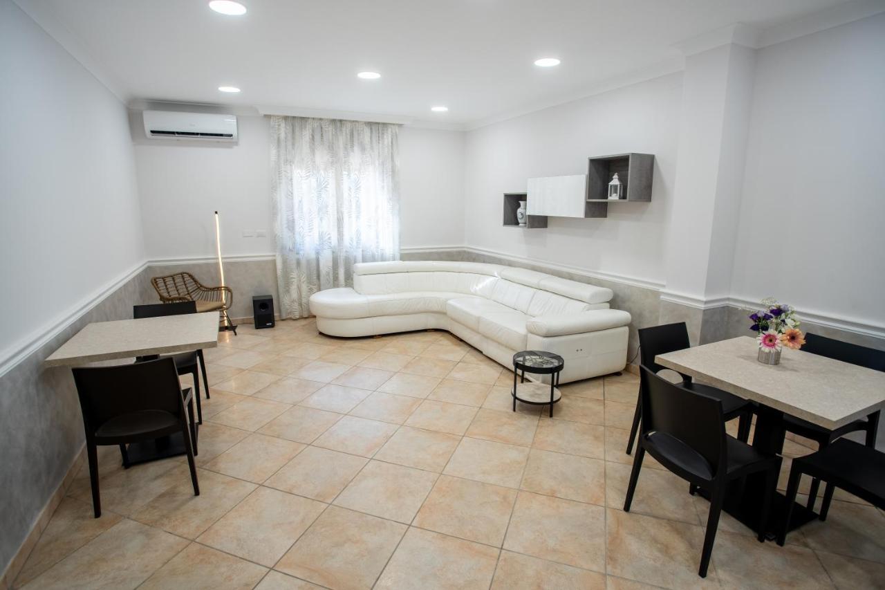 Bb Domus Catanzaro Bed & Breakfast Ngoại thất bức ảnh