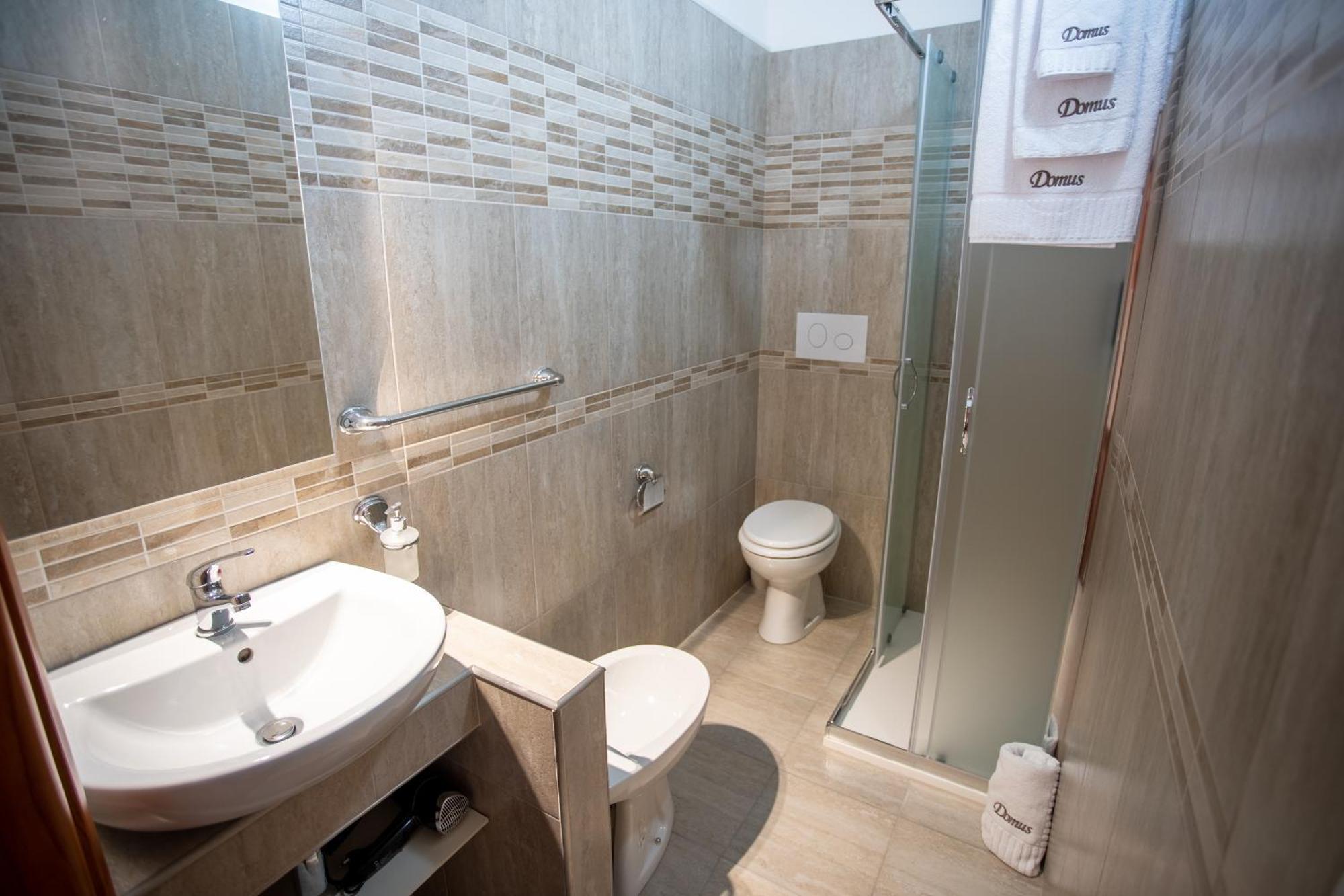 Bb Domus Catanzaro Bed & Breakfast Ngoại thất bức ảnh